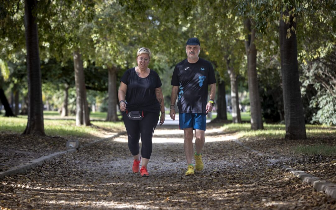 Caminar rápido 50 minutos a la semana reduce la mortalidad en personas que llevan décadas inactivas