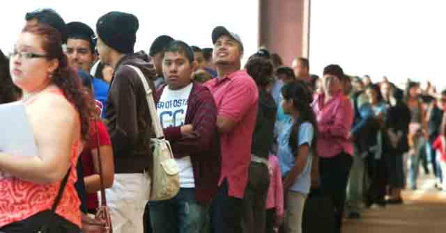 Conseguir papeles en España en 2023